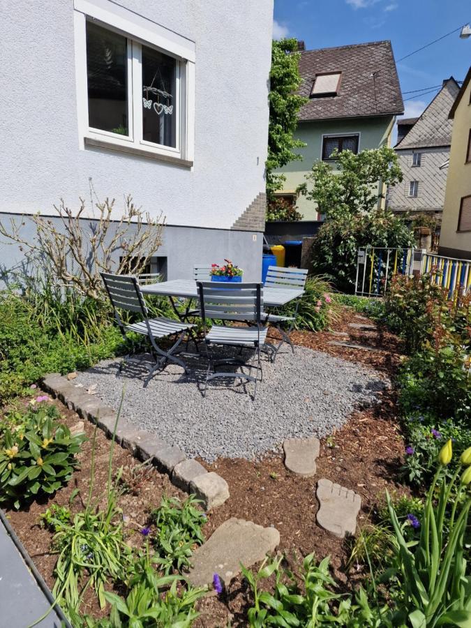 Ferienhaus Steigrhein Filsen المظهر الخارجي الصورة